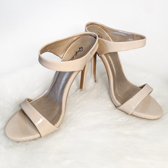 Qupid Shoes - Qupid Strappy Nude Heels